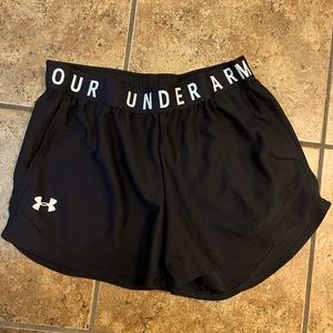 Under armour black shorts BOGO⭐️